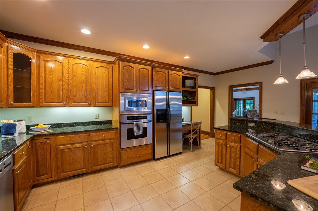 423 Issaqueena Trail Clemson, SC 29631 - Photo 21 of 48 Gallery Image 21