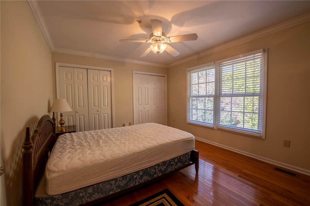 423 Issaqueena Trail Clemson, SC 29631 - Photo 32 of 48 Apartment Bedroom