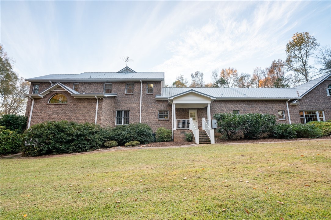 423 Issaqueena Trail Clemson, SC 29631 - Photo 47 of 48 Gallery Image 47