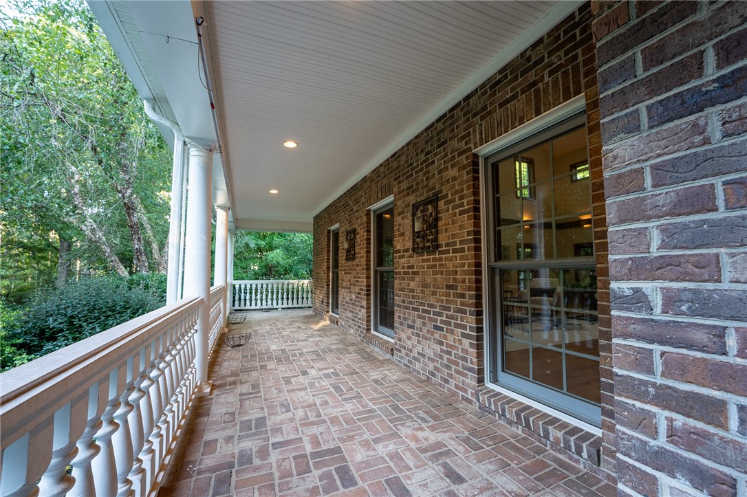 423 Issaqueena Trail Clemson, SC 29631 - Photo 6 of 48 Gallery Image 6