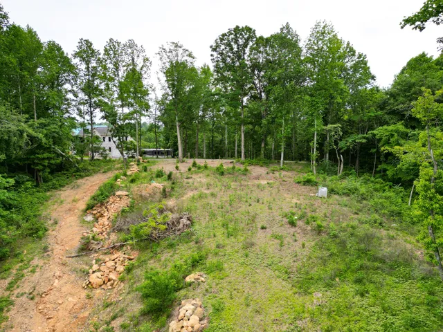 $659,900 | 1065 Sioux Trail, Pegram, TN 37143