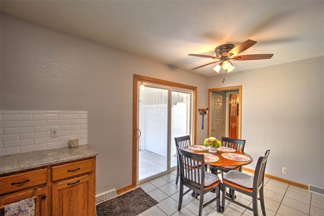 2146 North Dennis Avenue Decatur, IL 62526 - Photo 12 of 30