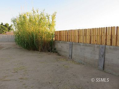 219 Larkspur Street Ridgecrest, CA 93555 - Photo 32 of 34 a view of outdoor space and yard