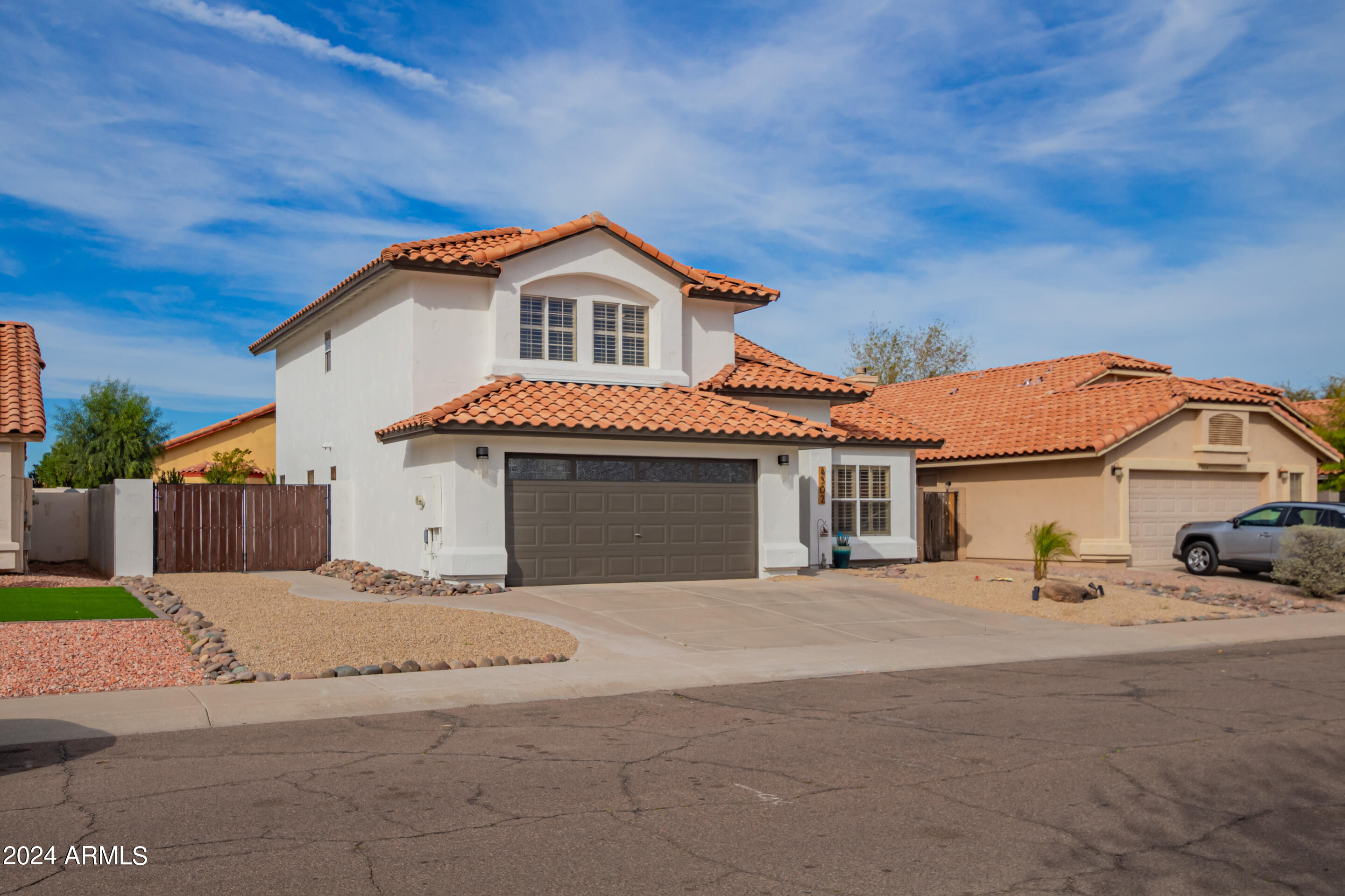 4502 East Rock Wren Road Phoenix, AZ 85044 - Photo 3 of 42 05 - Rock Wren