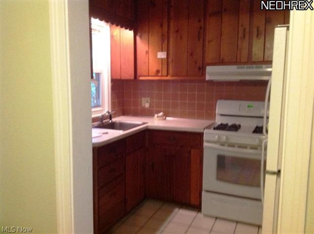 135 Hale Road Painesville, OH 44077 - Photo 2 of 13 Gallery Image 2