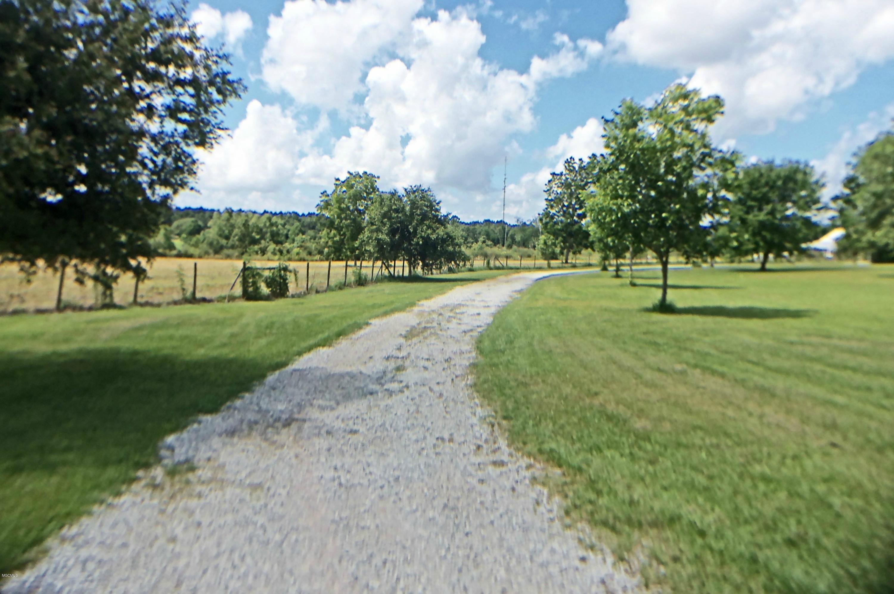 8406 Vidalia Road Pass Christian, MS 39571 - Photo 4 of 28 0617080
