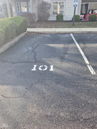 $139,900 | 246 Legends Creek Way, Unit 208, Indianapolis, IN 46229