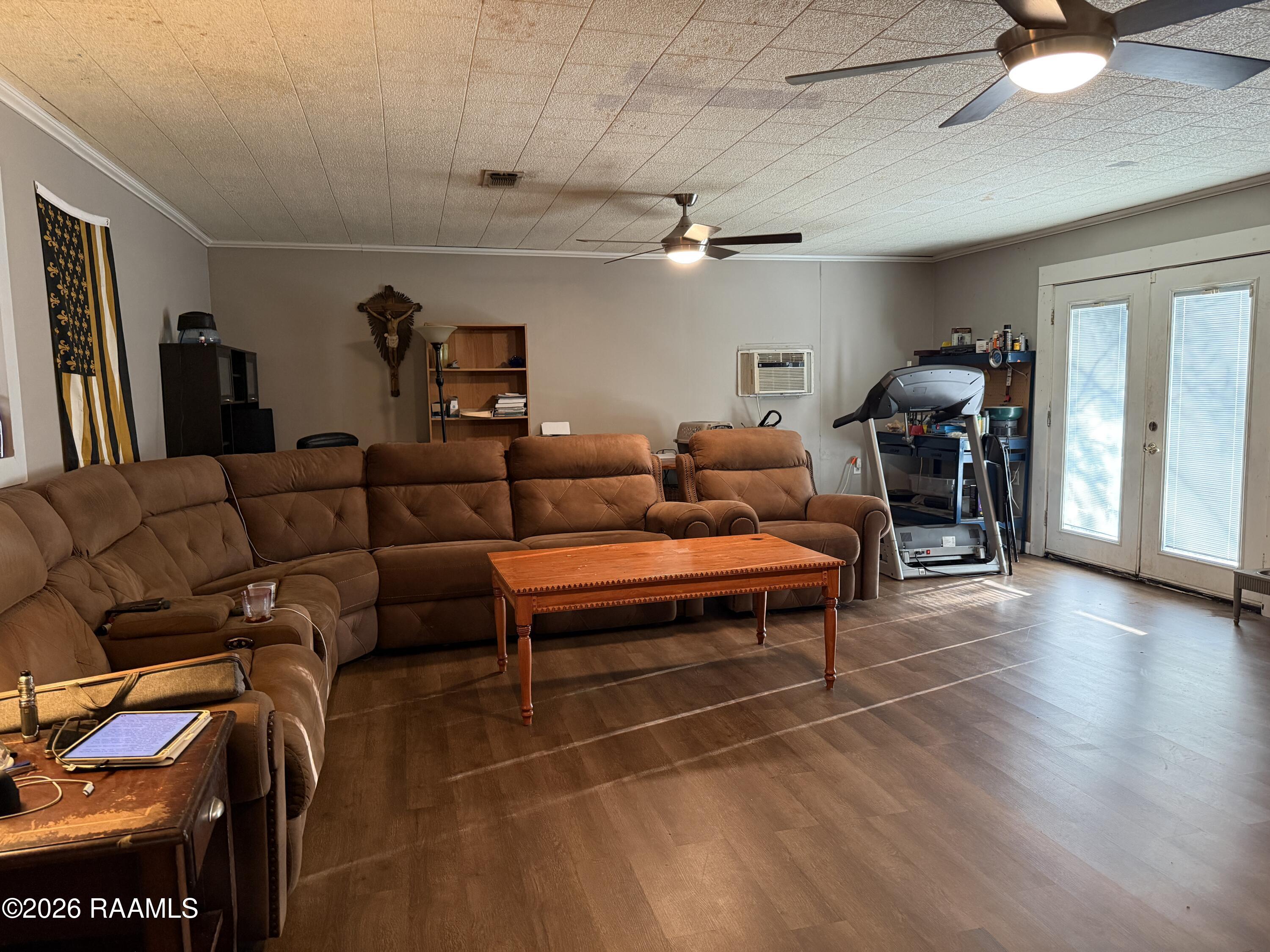 1914 Chatsworth Road Franklin, LA 70538 - Photo 3 of 16 IMG_1031