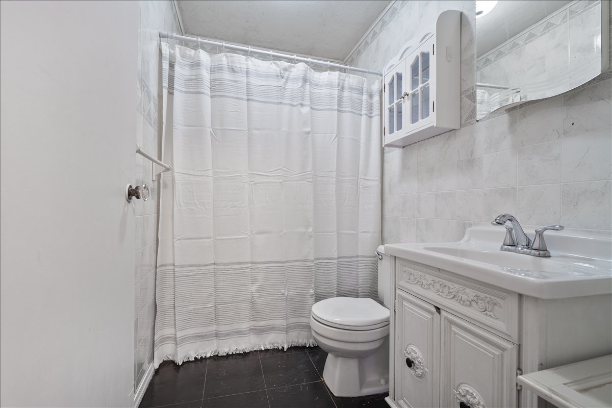 803 Marion Street Bloomington, IL 61701 - Photo 11 of 17