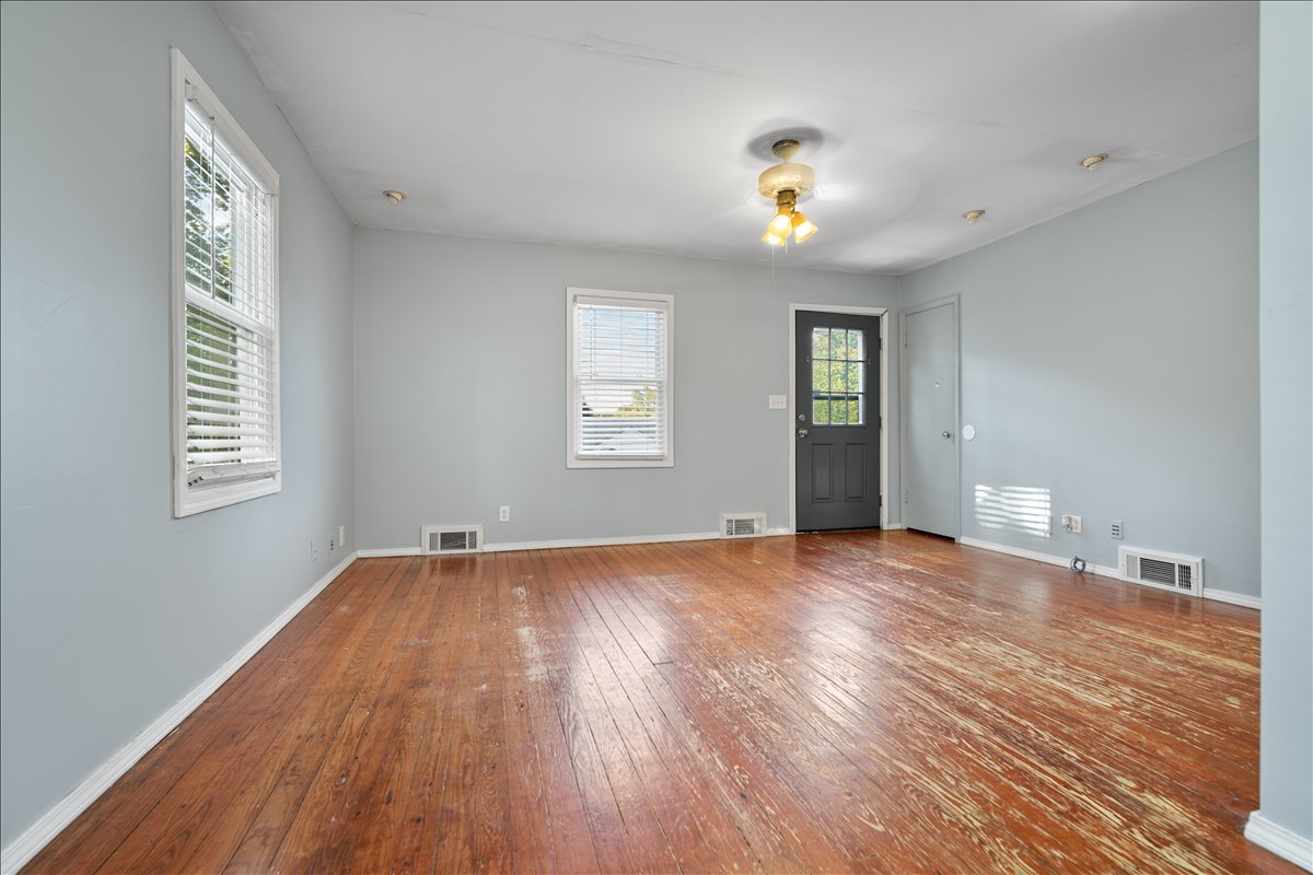 803 Marion Street Bloomington, IL 61701 - Photo 7 of 17