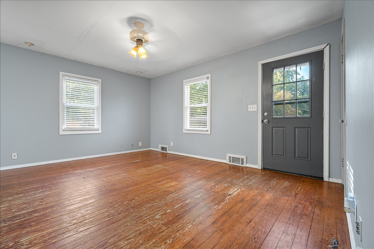 803 Marion Street Bloomington, IL 61701 - Photo 8 of 17