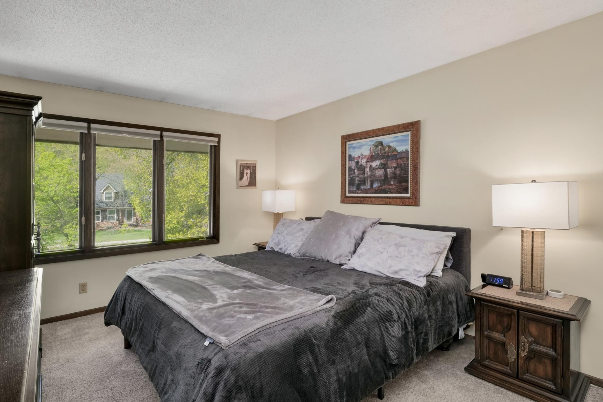 10203 Scarborough Road Bloomington, MN 55437 - Photo 18 of 41 Gallery Image 18