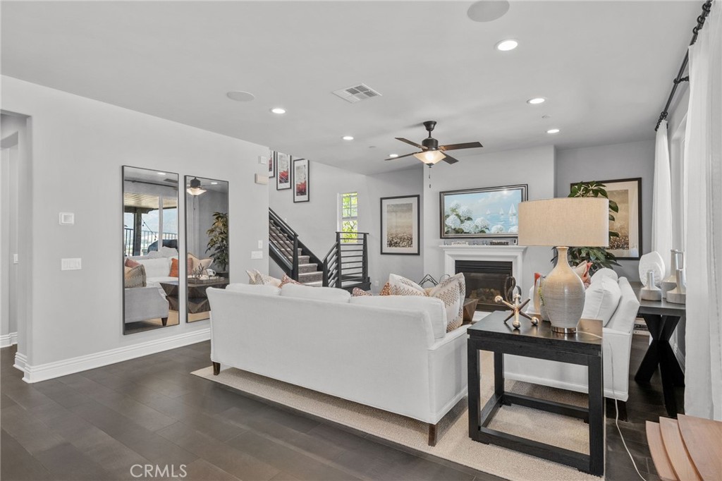 24253 Flora Road Corona, CA 92883 - Photo 9 of 45