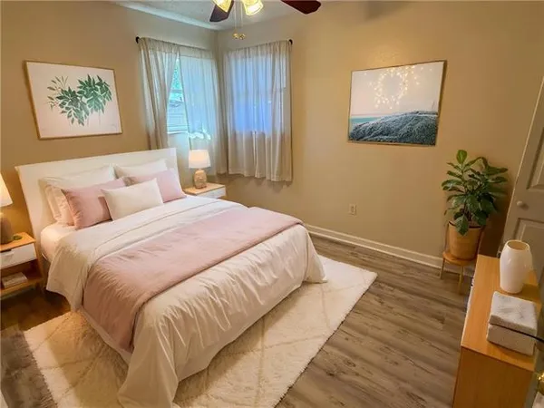 $2,350 | 173 Garden Road, River Ridge, LA 70123