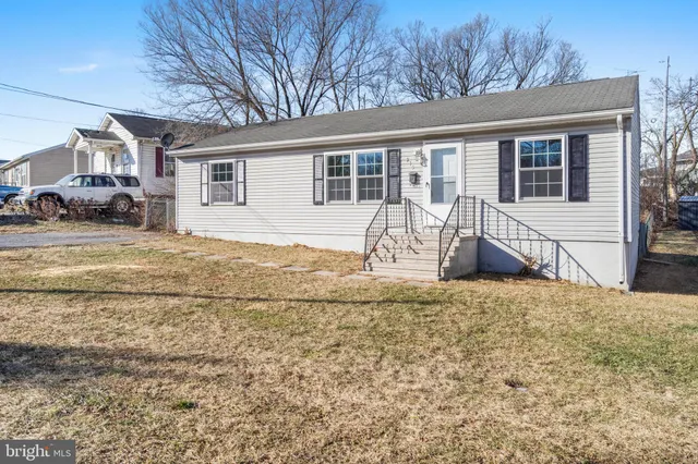 $249,990 | 215 Arch Street, Martinsburg, WV 25401