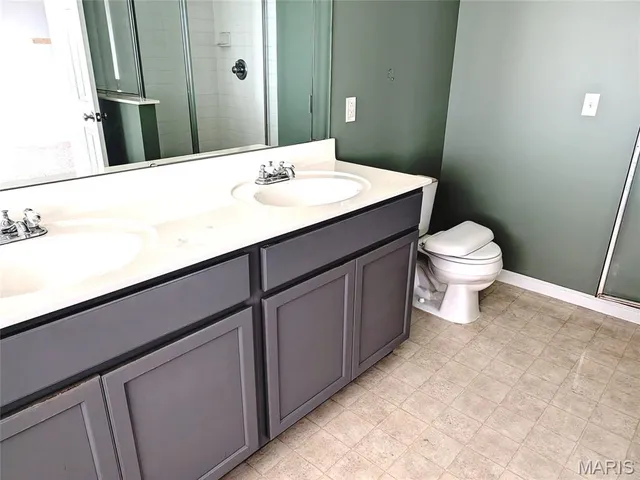 $185,000 | 408 Edward Drive, Columbia, IL 62236