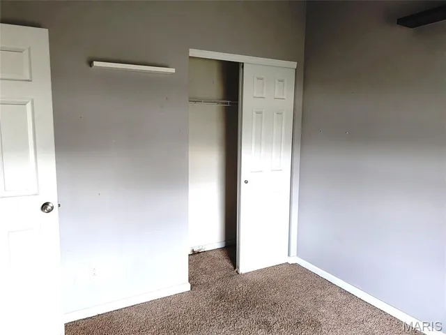 $185,000 | 408 Edward Drive, Columbia, IL 62236