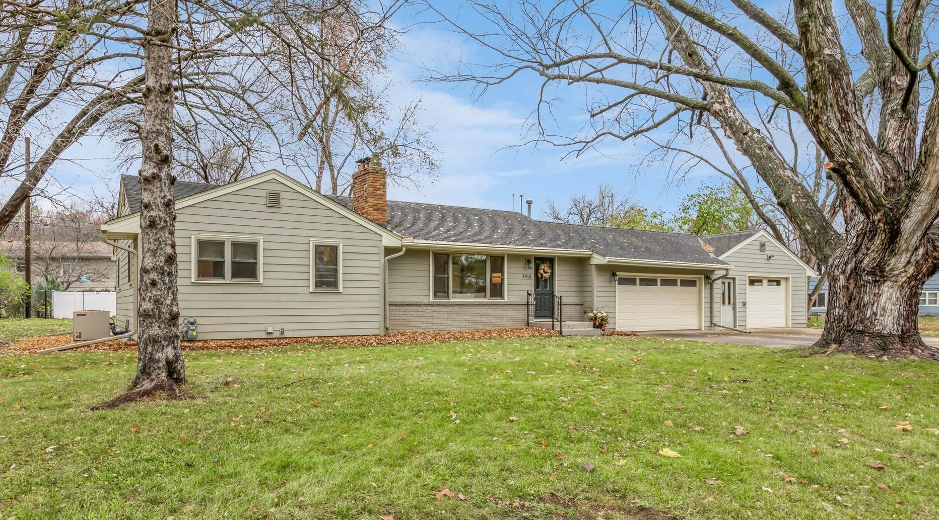 4916 Mayview Road Minnetonka, MN 55345 - Photo 2 of 38