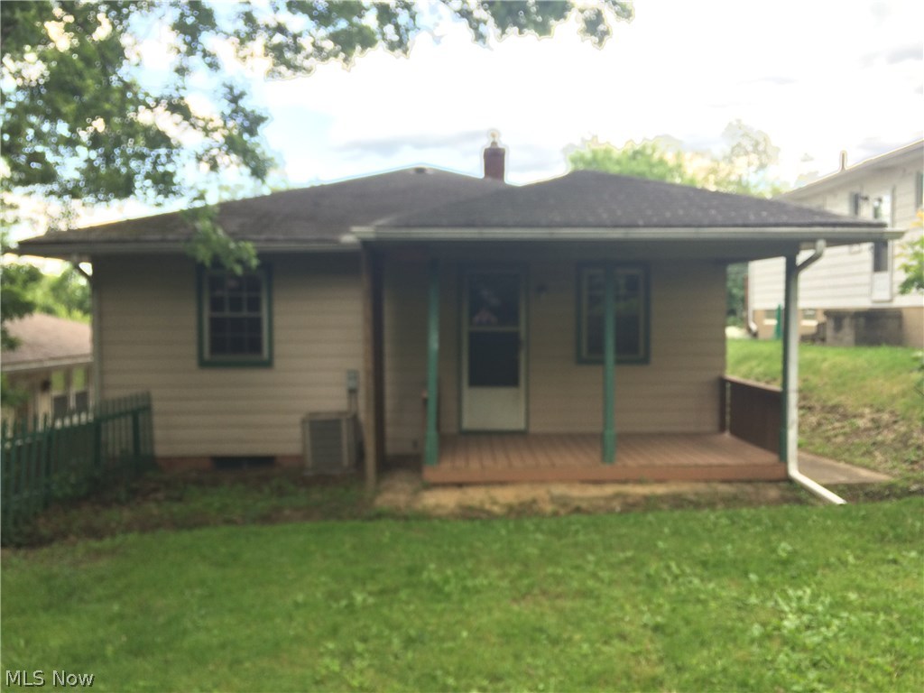 336 Hillman Road Akron, OH 44312 - Photo 2 of 11