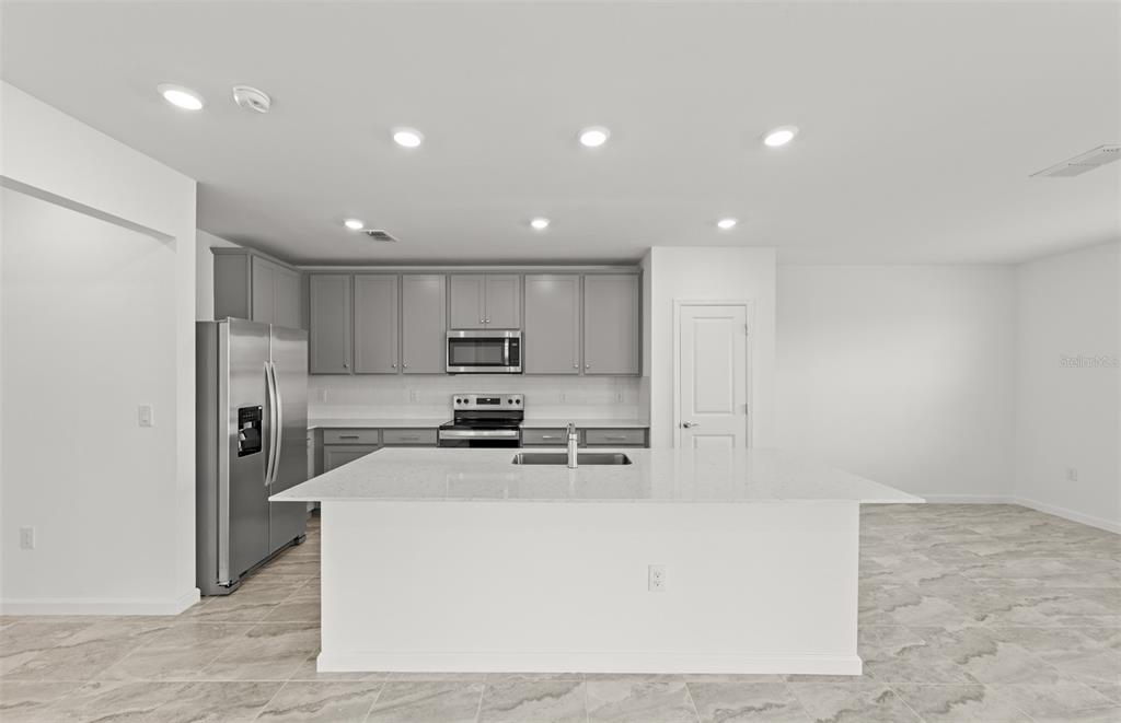10814 Buttercup Court Venice, FL 34293 - Photo 12 of 31