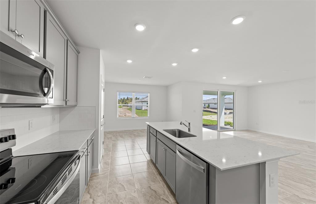 10814 Buttercup Court Venice, FL 34293 - Photo 14 of 31