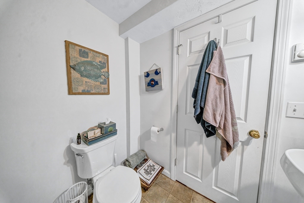 30-32 Dewey Road Shrewsbury, MA 01545 - Photo 11 of 42