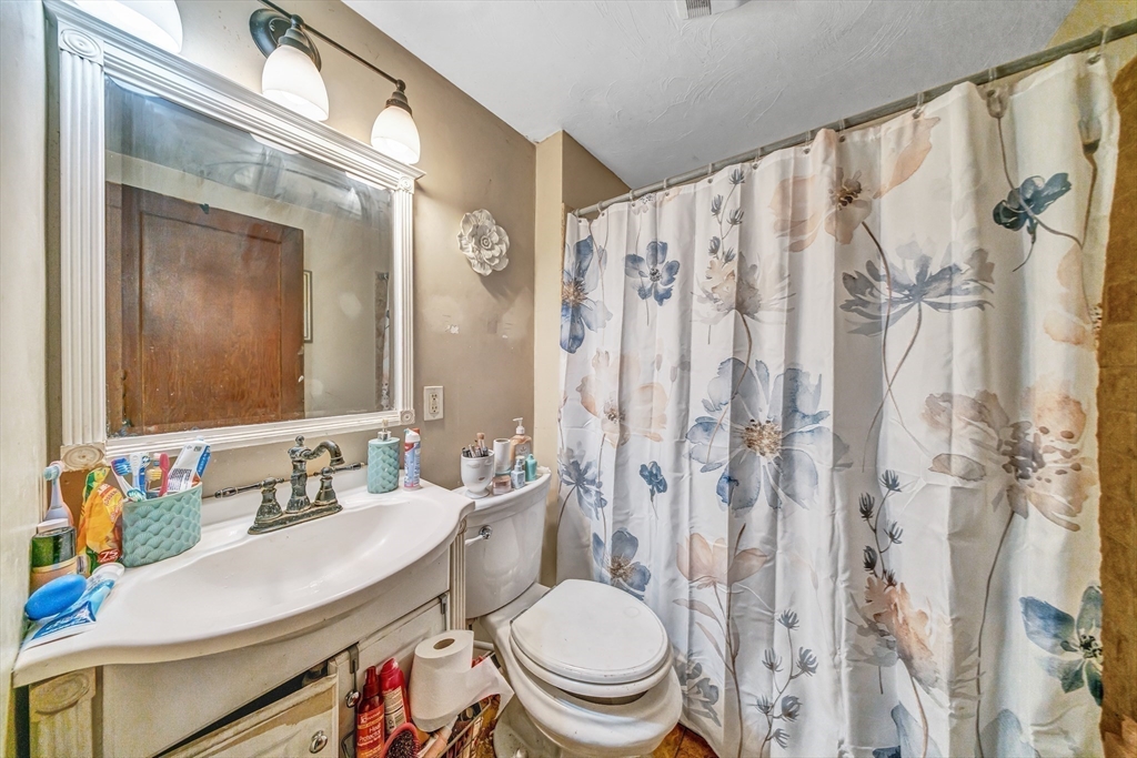 30-32 Dewey Road Shrewsbury, MA 01545 - Photo 17 of 42