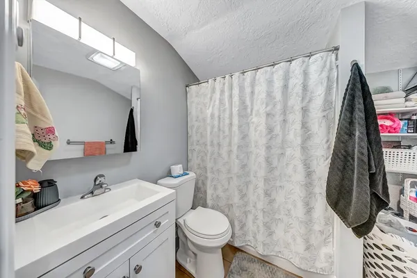 $750,000 | 30-32 Dewey Road, Shrewsbury, MA 01545