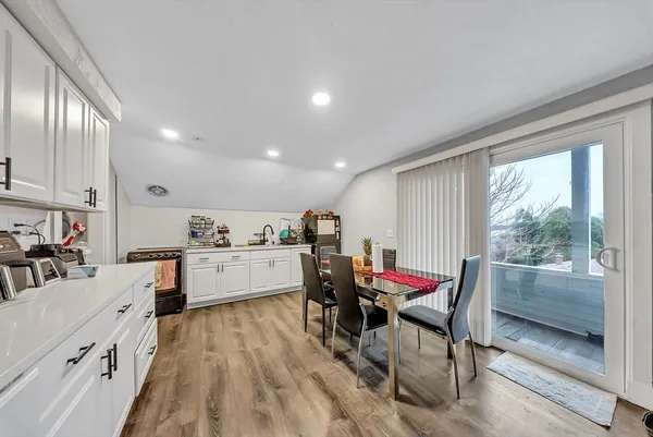 $750,000 | 30-32 Dewey Road, Shrewsbury, MA 01545