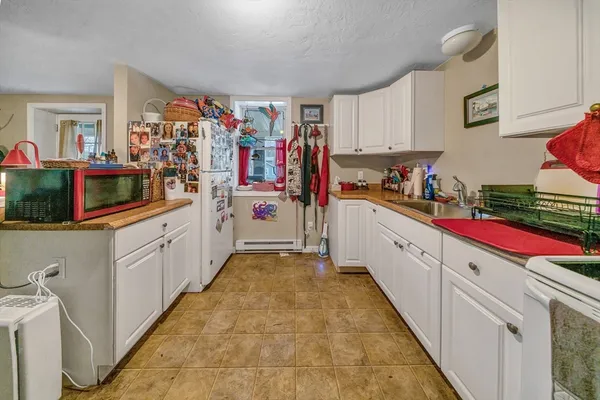 $750,000 | 30-32 Dewey Road, Shrewsbury, MA 01545