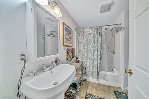 $750,000 | 30-32 Dewey Road, Shrewsbury, MA 01545