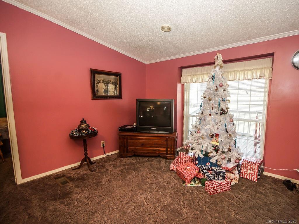 5271 Irish Potato Road Kannapolis, NC 28083 - Photo 12 of 24 Gallery Image 12