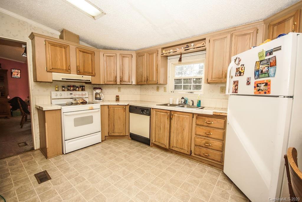 5271 Irish Potato Road Kannapolis, NC 28083 - Photo 17 of 24 Gallery Image 17