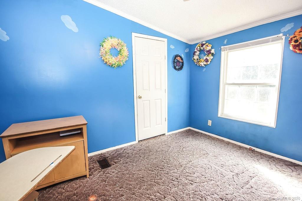 5271 Irish Potato Road Kannapolis, NC 28083 - Photo 9 of 24 Gallery Image 9