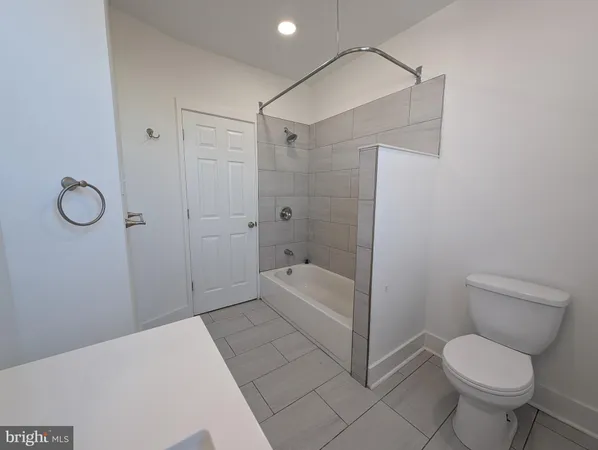 $2,250 | 2437 Sepviva Street, Philadelphia, PA 19125