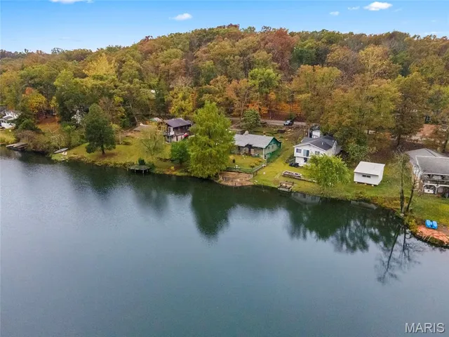 $114,900 | 7218 Lakeshore Drive, Cedar Hill, MO 63016