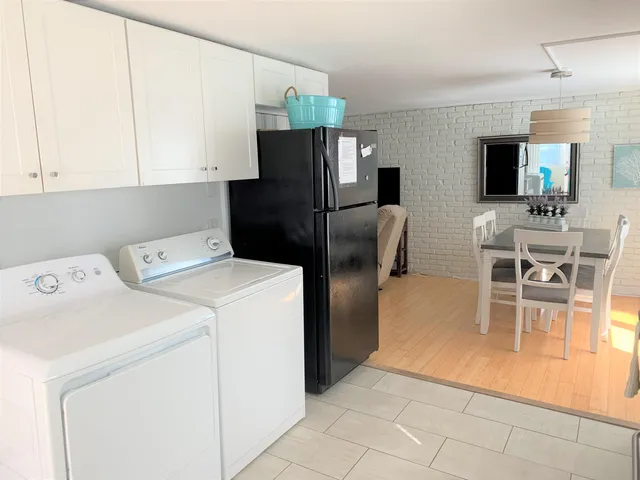 $2,250 | 83 Brown Avenue, Unit 20, Hampton, NH 03842