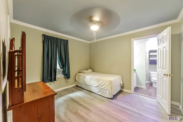 $225,000 | 176 Holly Grove Lane, Grand Isle, LA 70358