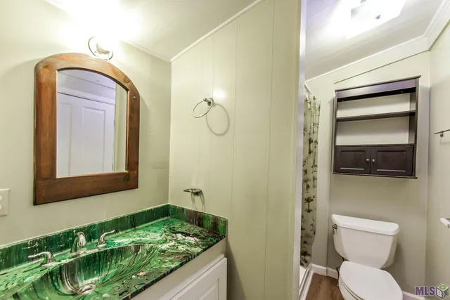 $225,000 | 176 Holly Grove Lane, Grand Isle, LA 70358