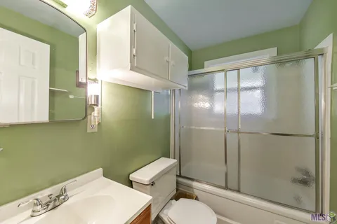 $225,000 | 176 Holly Grove Lane, Grand Isle, LA 70358