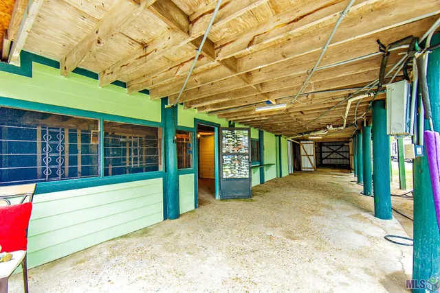 $225,000 | 176 Holly Grove Lane, Grand Isle, LA 70358