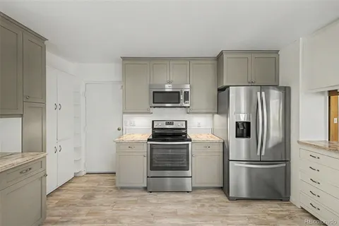 $950,000 | 2555 Queen Street, Denver, CO 80215