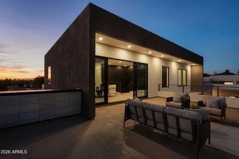$2,245,555 | 1832 East Palmaire Avenue, Phoenix, AZ 85020
