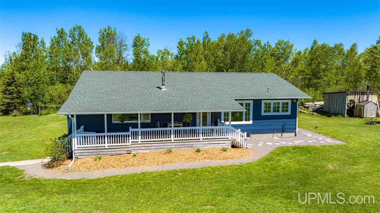54146 South Cloverland Road Calumet, MI 49913 - Photo 4 of 50