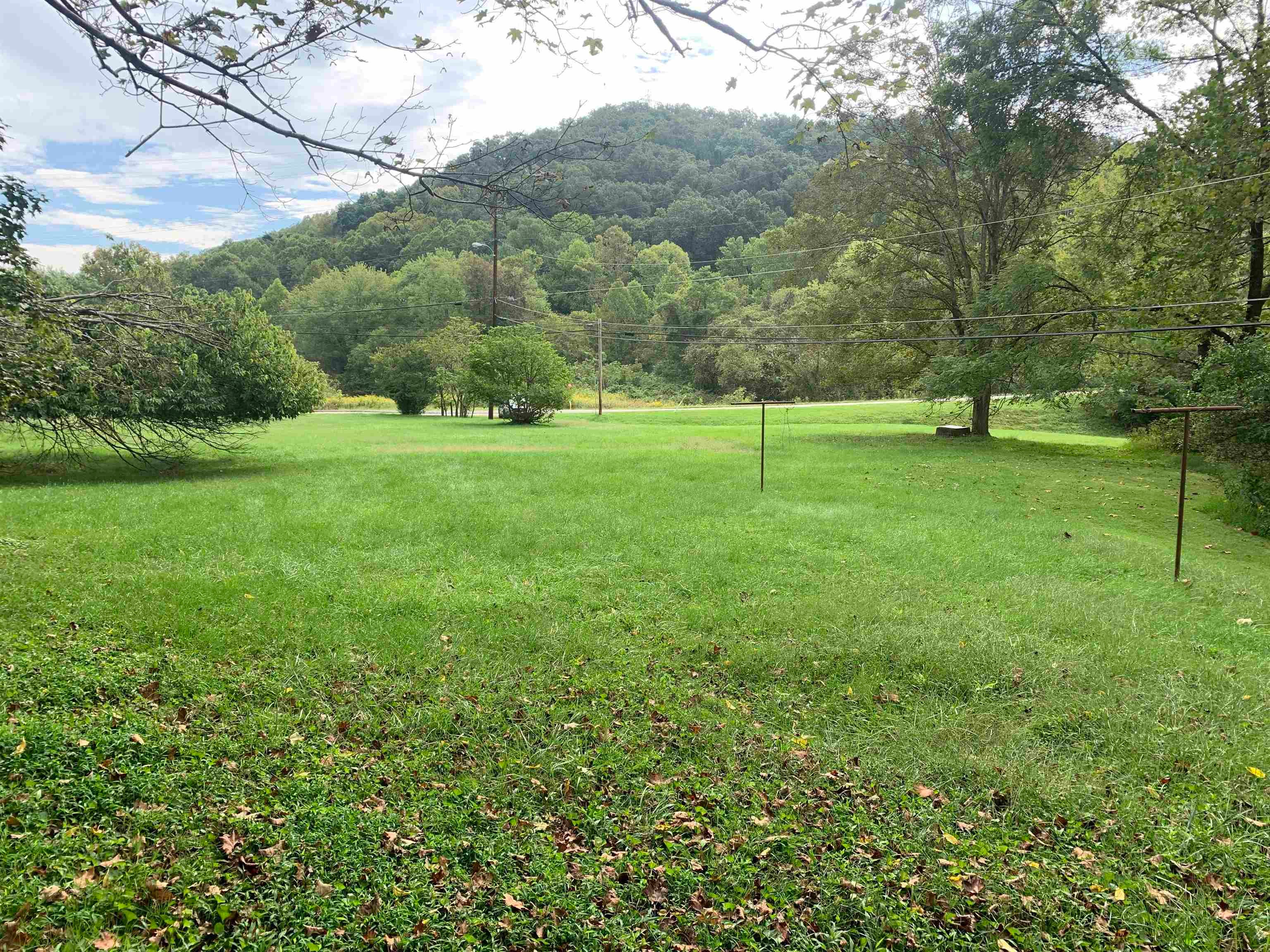 6151 Davis Creek Road Huntington, WV 25705 - Photo 7 of 14 Gallery Image 7