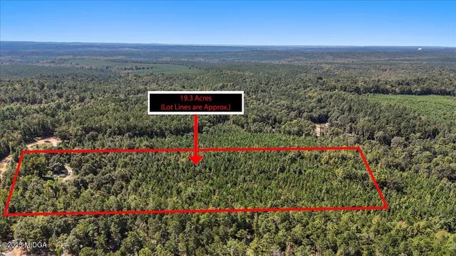 a view of a outdoor space