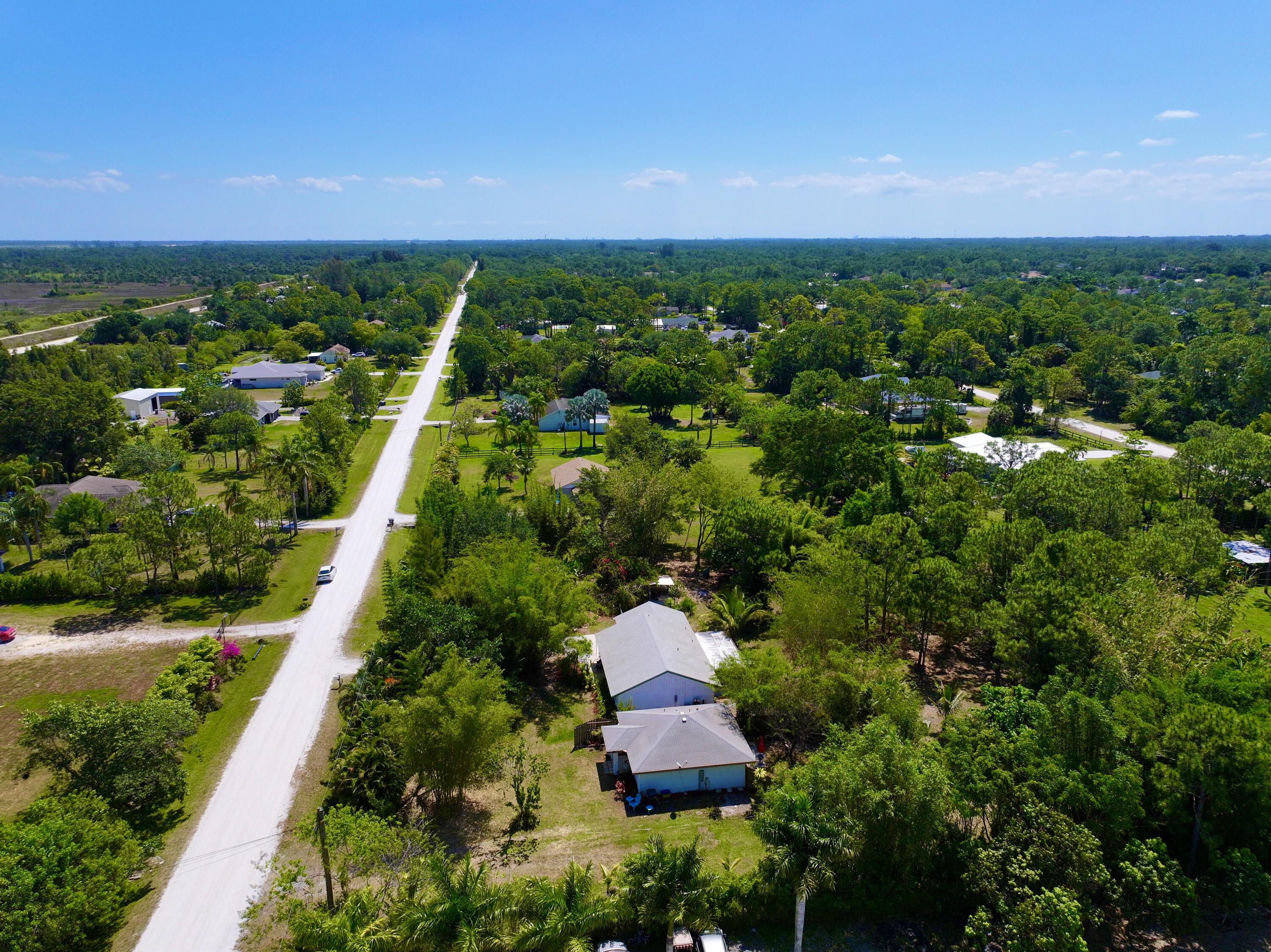16930 93rd Road North Loxahatchee, FL 33470 - Photo 18 of 148 dji_fly_20240422_115554_0024_17137139811