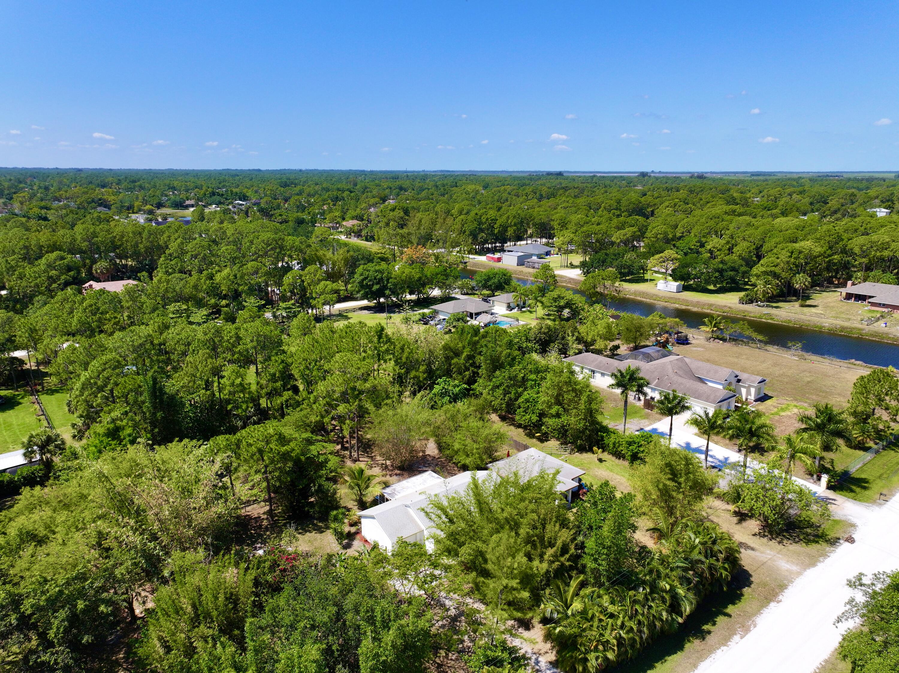 16930 93rd Road North Loxahatchee, FL 33470 - Photo 21 of 148 dji_fly_20240422_115620_0034_17137139779