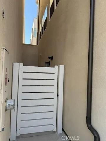 $1,059,000 | 1642 West Saratoga Lane, San Pedro, CA 90732