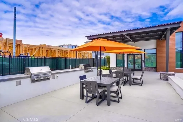 $1,059,000 | 1642 West Saratoga Lane, San Pedro, CA 90732